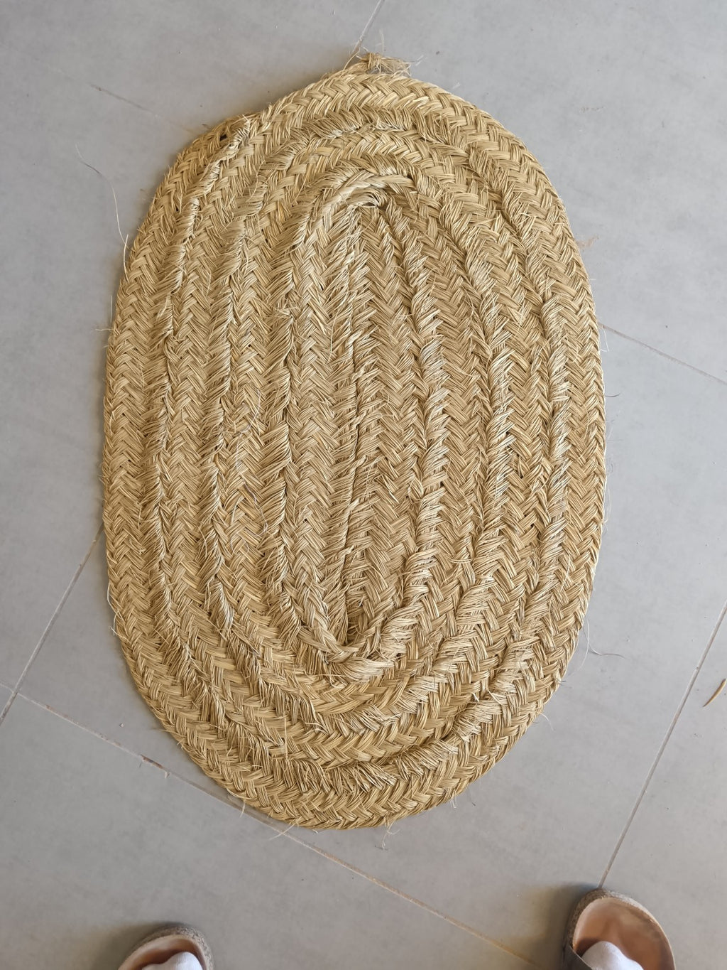 Set de table ovale tressé en fibres naturelles